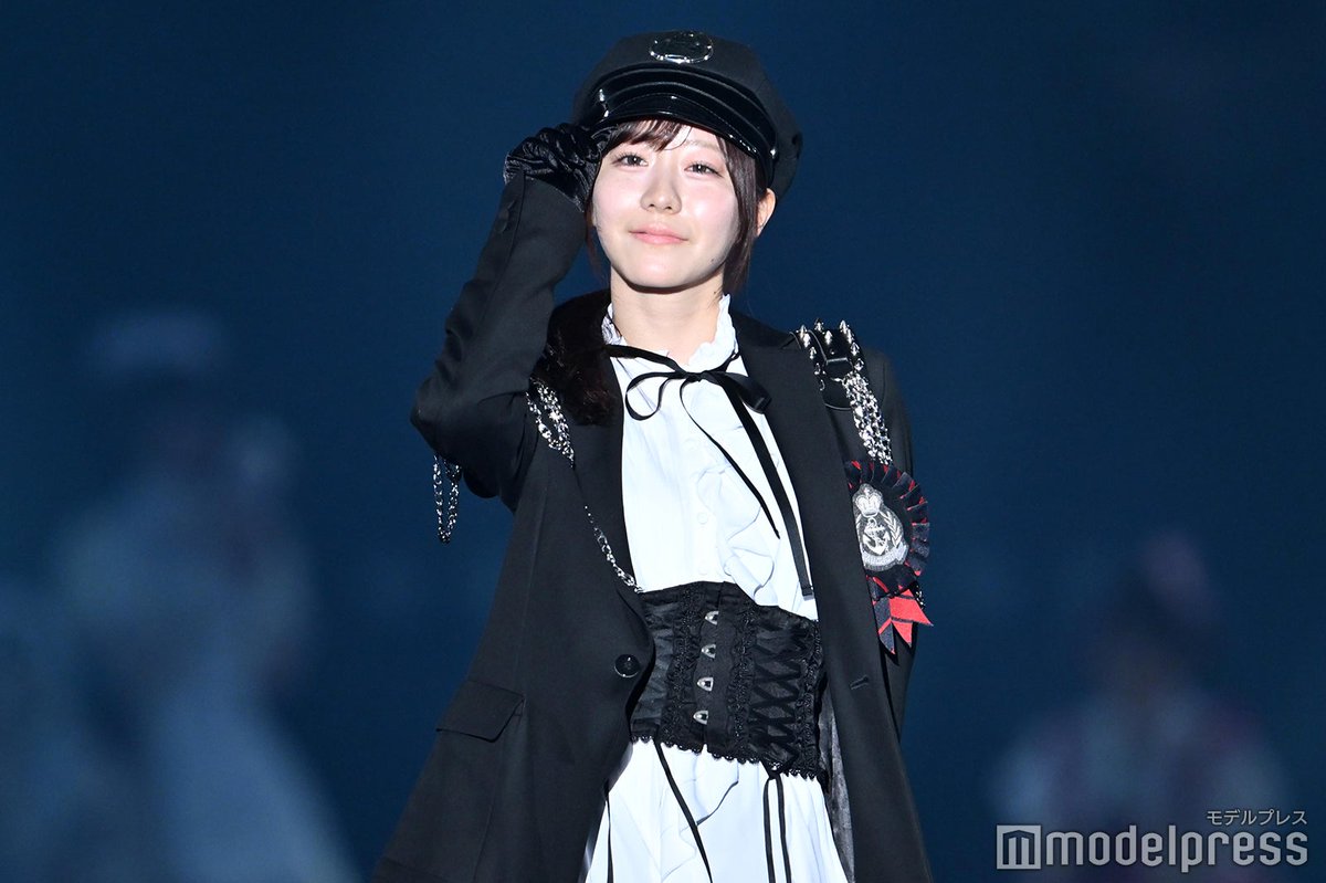 IDOL RUNWAY COLLECTION 2026💘】 FRUITS ZIPPER松本かれん、“ピノコ風