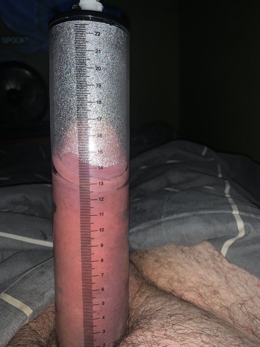 AussieRubberPup's tweet photo. Long time no post, got a new adDICKtion,been getting into pumping really love watching the tip climb from 12cm to 17cm 😈
#pump #penispump #formersmalldick https://t.co/iB8OJg7WQI