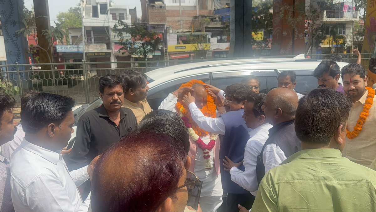 hanshraj4bjp's tweet photo. आज दिनांक 15/03/2026 को जनपद कानपुर आगमन पर विश्वकर्मा समाज के प्रमुख लोगों के द्वारा स्वागत किये।
आप सभी का हृदय से आभार…
@narendramodi 
@NitinNabin 
@myogiadityanath 
@kpmaurya1 
@brajeshpathakup 
@mppchaudhary 
@BJP4UP https://t.co/f80Oidlhup