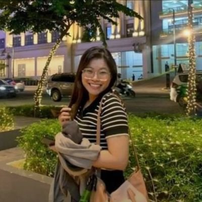 DON’T TRANSACT SCAMMER!! BEWARE! 
@realjasianne 

After magsend ng dp naging unresponsive na. Nasa venue na daw pero ayaw makipag meet lol, kesyo mag vc daw after payment. Siya pa may ganang mag sabi na kung legit buyer. NAG BLOCK NA AFTER, KARMAHIN KA NAKA! 

0946 520 1914 - J.L