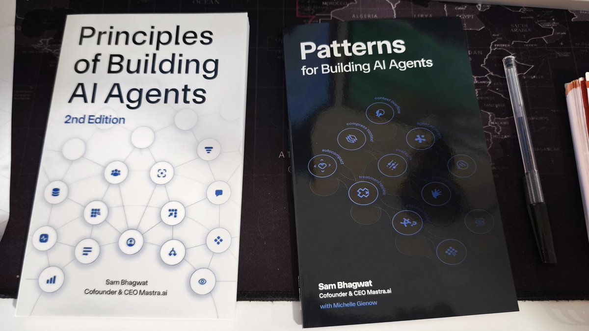xiscodev's tweet photo. --ES--
A empezar a entrenar agentes de IA!

Gracias @mastra por los regalitos a los asistentes de la #jsconfes

--EN--
Let's start training AI agents!

Thanks @mastra for the goodies for the #jsconfes attendees https://t.co/4HzUohJltT