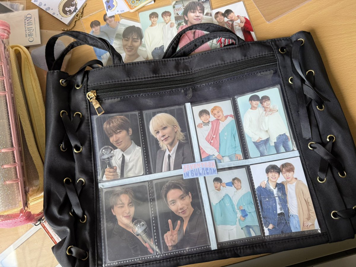 downsizing from last year bc apakalaki nung pluffy bag😭 

featuring ang hindi mga nakapasok sa top 8