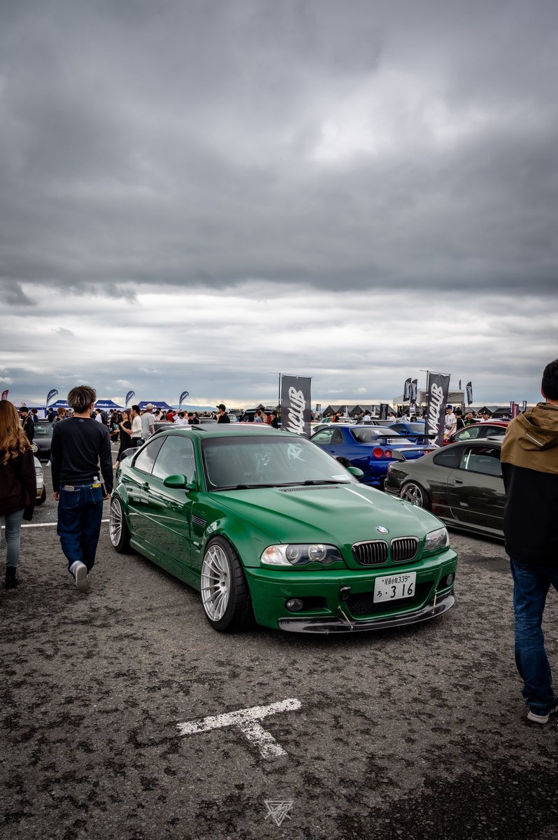 1432yamayuu's tweet photo. お気づきの方もいると思いますが
E46 M3ほぼ降りました！
どこまでも回る気がするシルキーシックスとっても面白かったです！

委託でアテナモータースさんにお願いしてあるんで興味ある方は是非！ https://t.co/G9i54ZyAVC