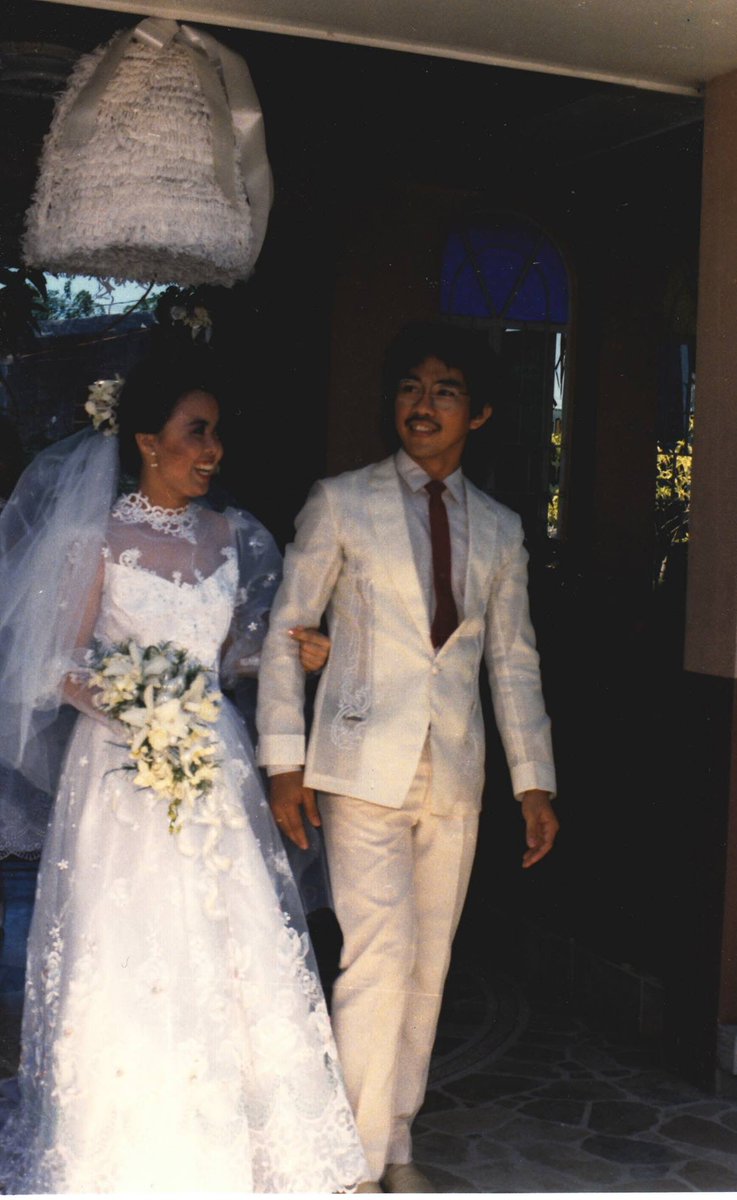 mars oh-heely-uh tweet media