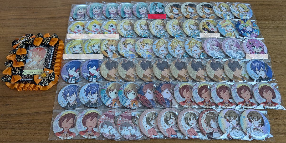 M_torihiki_rino's tweet photo. プロセカ グリッター缶バッジ グリ缶 コネライ 買取 譲渡

譲:画像1~7
求:定価＋送料

♡条件は画像8枚目
♡抱き合わせは白線＞その他バチャ無印＞レオニモモ無印より希望
♡黒線はお譲り迷っている為、とても厳しめに見ております。
♡初回様リトリン必読

検索からでもお気軽にお声掛けください🍀 https://t.co/FXe2aluScO