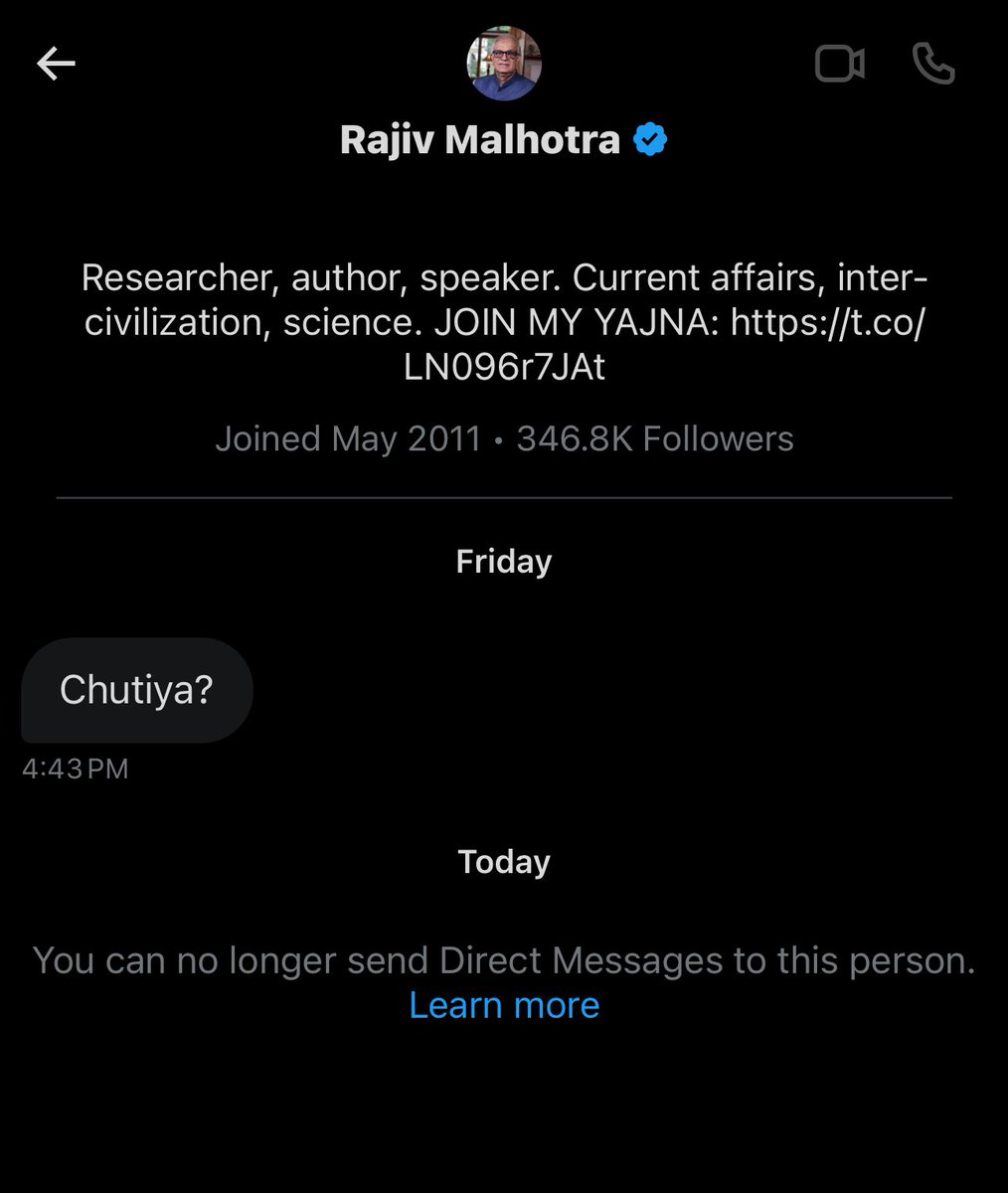 nickiminachhh's tweet photo. This mc is so vile, I just checked my dms. 
Buddhe ko do laat marungi mar jaega 😔 https://t.co/TiuI9ICuCQ