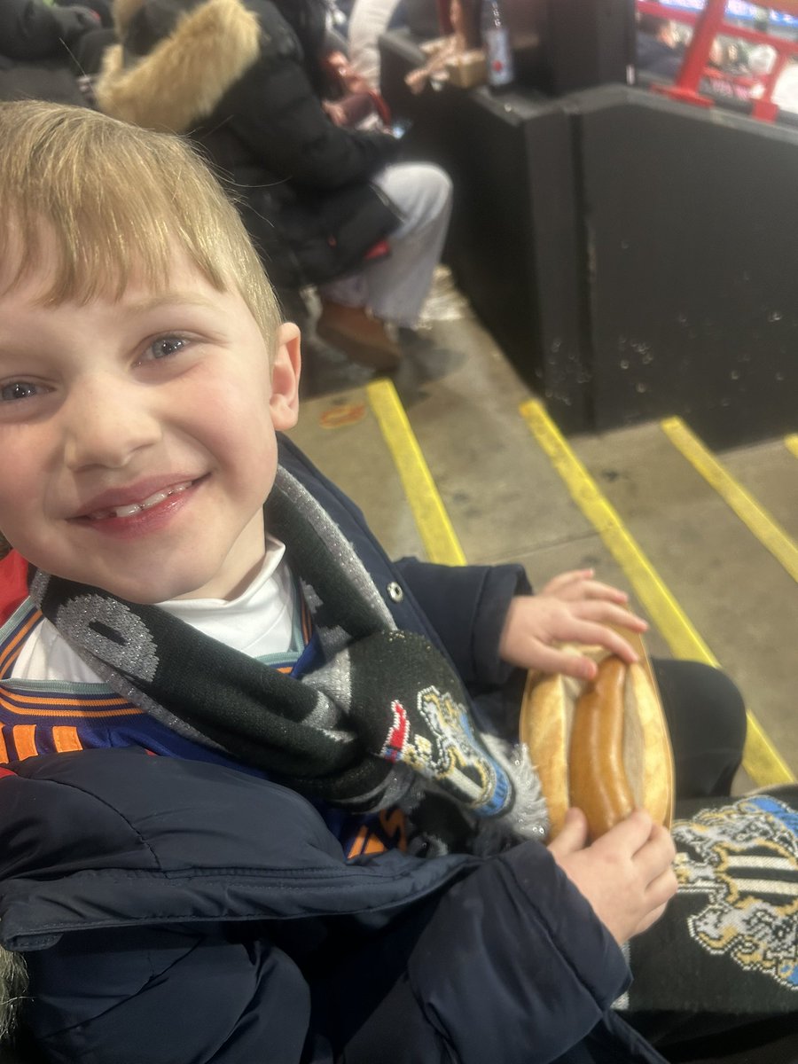 Mark Milburn tweet media