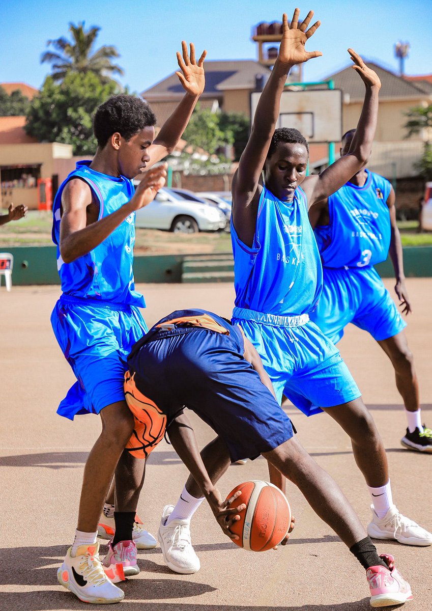 #iHoopsBasketball tweet media