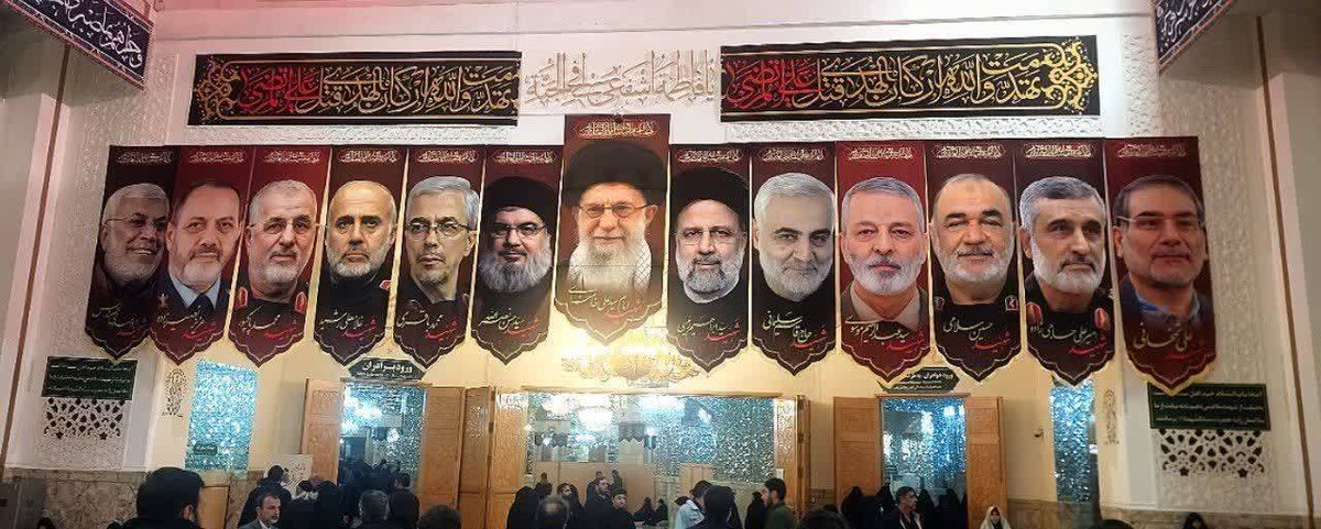 یادمان نخواهد رفت که چه امانت سنگینی از چه عزیزانی بر دوشمان است

ناخلف باشیم اگر به کمتر از اخراج آمریکا از منطقه و نابودی رژیم نحس صهیونی راضی شویم ...
#تا_پای_جان_برای_ایران
#ملت_یکپارچه