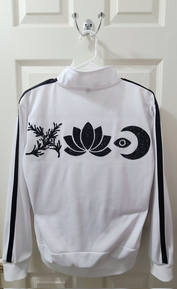 erin 🍉 tweet media