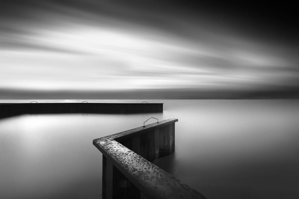 artlimitednet's tweet photo. End Of Day by Gundula Walz https://t.co/ChQwqN3Bcs
#emptiness #contemplation #visiblewomen #longexposure #ponton #lake #minimal #evening #canon #harbour #blackandwhitephotography #digital #nature #balticsea #dimensions #river @canonusaimaging #waterscape #tags #blackwhite… https://t.co/YigmuQKhfG