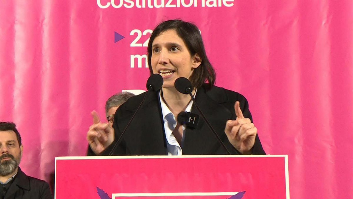 ninabecks1's tweet photo. 👇👇👇👇
Roberto Damico. La Pagina

Ho già più volte espresso la mia totale disistima per Elly Schlein.

La ritengo responsabile di una svolta populista radicale nel PD. Capace di strumentalizzare ogni causa – Gaza, i diritti, le disuguaglianze – pur di racimolare qualche voto.

Ma questa tornata referendaria, credo, mostri ancora di più la sua responsabilità. E quella della dirigenza del partito.

Il sostanziale lasciapassare dato da Schlein a una politicizzazione e una polarizzazione esasperata ha un effetto preciso: il degenerare della politica e l’infantilizzazione dell'elettorato.

Perché Schlein, ancora una volta, ha scelto di non trattare i suoi elettori da adulti.

Li ha trattati da bambini. Bambini a cui far paura con lo spettro del Bau Bau fascista. "Vota no, o arriva il fascismo". "Vota no, o la democrazia è perduta".

È un gioco che a sinistra va avanti da decenni. Non si chiede di votare per un programma, per un'idea, per una proposta. Si chiede di correre alle urne per salvare la democrazia. Si ricorre al "voto utile". Si grida all'emergenza.

Così, la politica non si fa più con i contenuti. Si fa con i leader che chiedono di contrastare Meloni. Che chiamano alle barricate. Che dipingono ogni voto come una battaglia esistenziale.

Lo stesso è accaduto con il referendum. Si è invitato a votare dando l'idea che si votasse per difendere la democrazia. Per difendere la Costituzione. Per fermare il fascismo.

Basta intervistare persone che si ritengono di sinistra. Sentirai dire: "Voto no perché difendo la Costituzione". "Voto no perché difendo la democrazia".

Frasi fatte. Slogan. Senza contenuto.

Ora, a prescindere dalle mie idee sul referendum, questa è un'immensa sconfitta.

Per tutti.

Perché non si è data un'opportunità di crescere. Di studiare. Di confrontarsi sui contenuti.

Si è scelto di restare in superficie. Di giocare sulle paure. Di usare lo spauracchio.

È un modo per tenere l'elettorato nell'infanzia. Per non farlo mai diventare adulto.

Perché l'adulto studia, si informa, valuta, decide. Il bambino ha paura e cerca protezione.

E la sinistra, oggi, preferisce un popolo di bambini spaventati piuttosto che di adulti consapevoli.

La conseguenza è sotto i nostri occhi.

Un dibattito pubblico impoverito. Una polarizzazione sterile. Una campagna elettorale permanente fatta di slogan e paure, non di proposte e confronto.

E un elettorato che non sa più cosa vota, ma sa solo contro chi vota.

Fino a quando? Fino a quando continueremo ad accettare questa infantilizzazione?

Fino a quando lasceremo che la politica ci tratti da bambini, invece di pretendere di essere trattati da adulti?

Non lo so. So che finché ci sarà chi grida "al lupo, al lupo" – e troverà qualcuno disposto a credergli – il gioco continuerà.