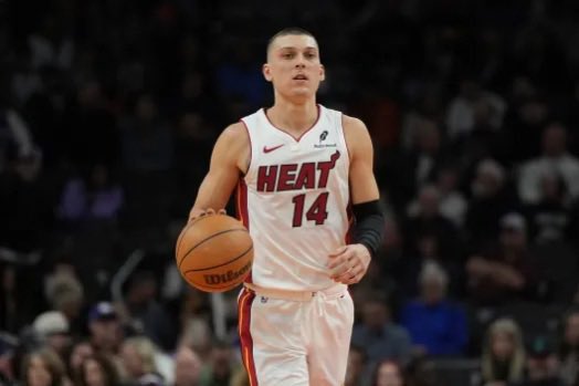 Heat Lead 🔥 tweet media