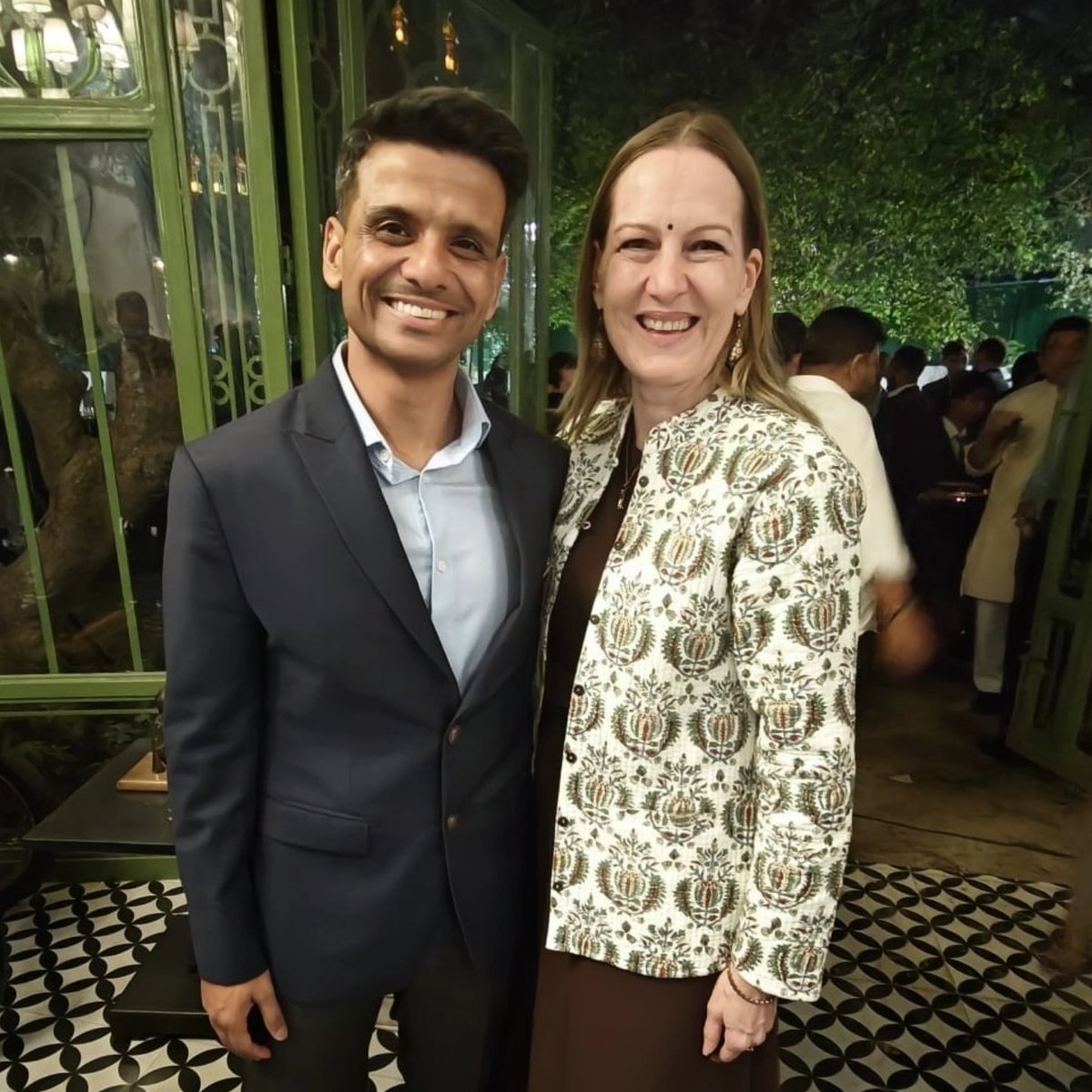 Sᴜᴢᴀɴɴᴇ Bᴇʀɴᴇʀᴛ tweet media