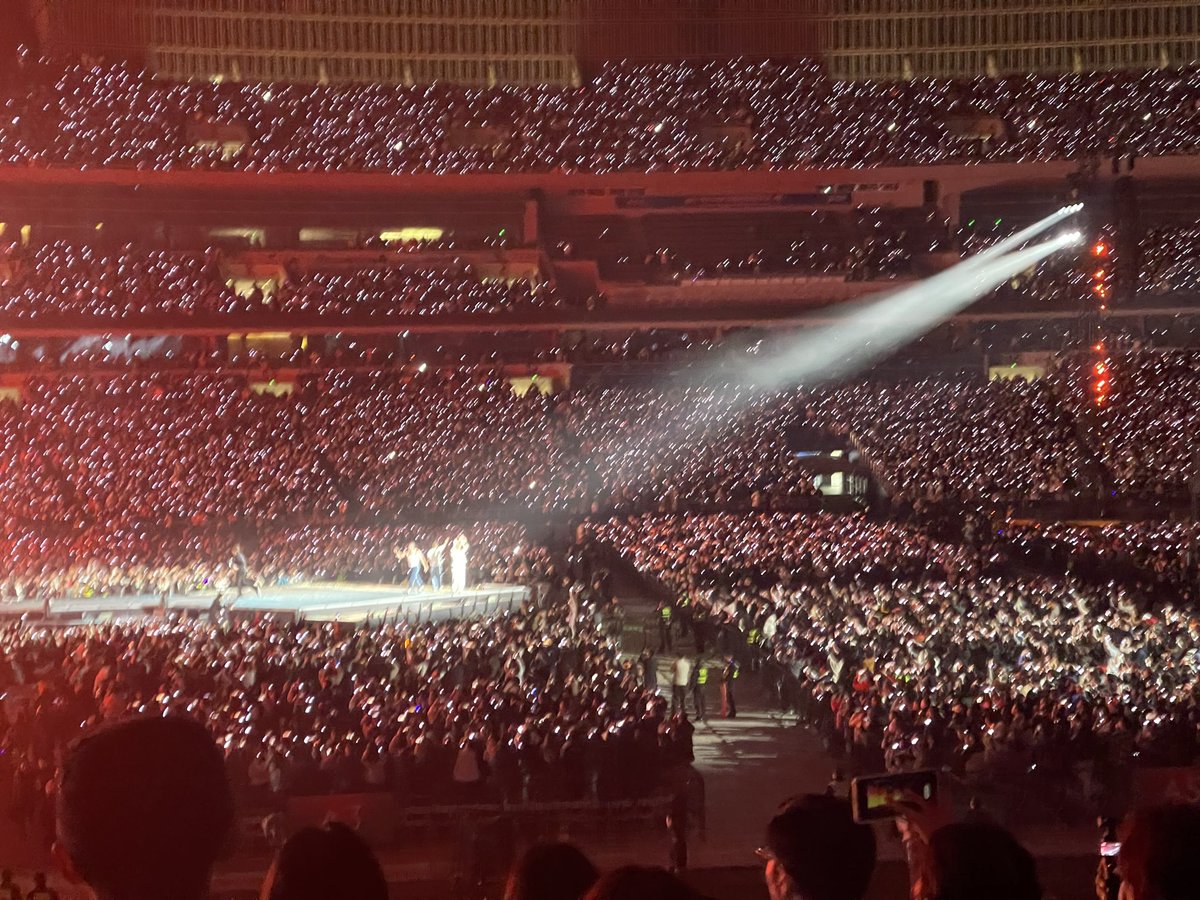 小刻每天都想吃蜜饼 tweet media