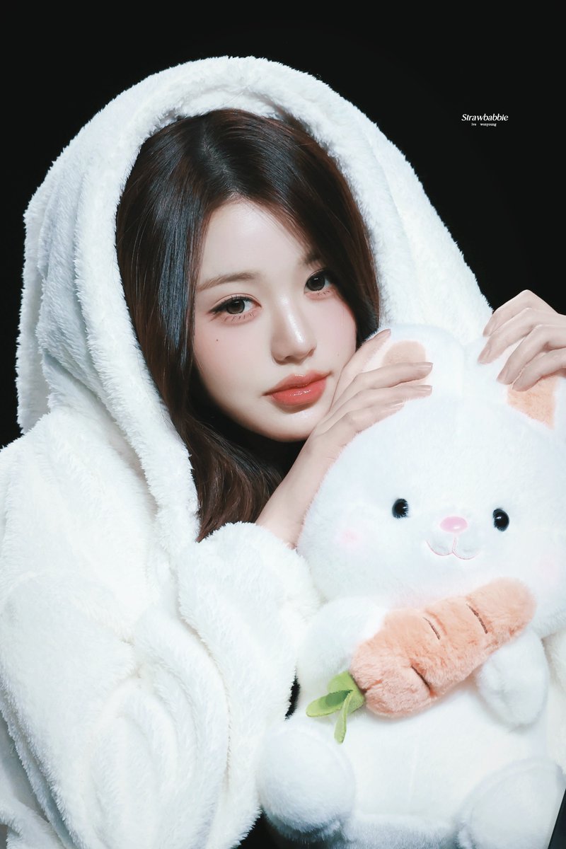 𝑺𝒕𝒓𝒂𝒘𝒃𝒂𝒃𝒃𝒊𝒆🍓 tweet media