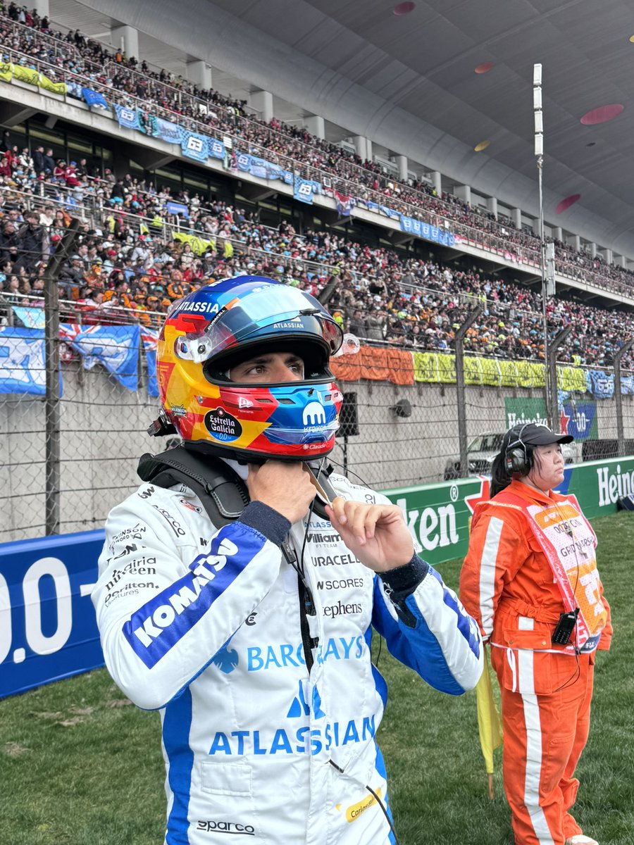 WilliamsF1's tweet photo. Movements on the grid ๐๐จ๐ณ https://t.co/liixphCHQp