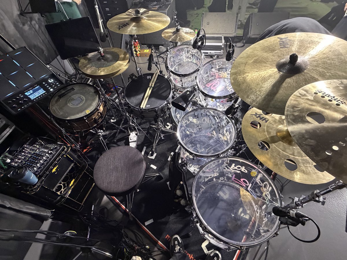 nosukedrummer's tweet image. 2026.3.14
見た目の8倍優しいヤツら
1st Oneman Live 「ANCHOR」
at TOKIO TOKYO

彼らにとって1度しかない1stワンマンに立ち会う事ができて嬉しかった！
そしてたくさん勉強になった2週間でした🙌

ミタハチ、そしてファミリーの皆様
ありがとうございました🙇‍♂️

#見た目の8倍優しいヤツら
#ANCHOR