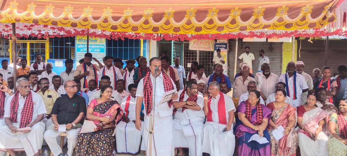 DreamMobile2000's tweet photo. தேனி வடக்கு மாவட்டம்        *பெரியகுளம்நகர்*
             *திமுக* 
வெளியுறவுக் கொள்கையிலும் #FailureModel எனப் பெயரெடுத்துள்ள ஒன்றிய பா.ஜ.க. அரசின் தவறான முடிவுகளால் கடுமையான சிலிண்டர் தட்டுப்பாடு 
 இவன்: 
  பெரியகுளம் நகர் 
 தகவல் தொழில் நுட்ப அணி அமைப்பாளர்
              முத்து https://t.co/e4XkZPfA6u