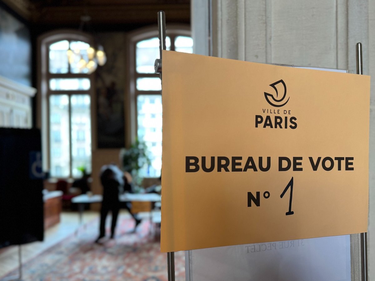 Le Parisien tweet media