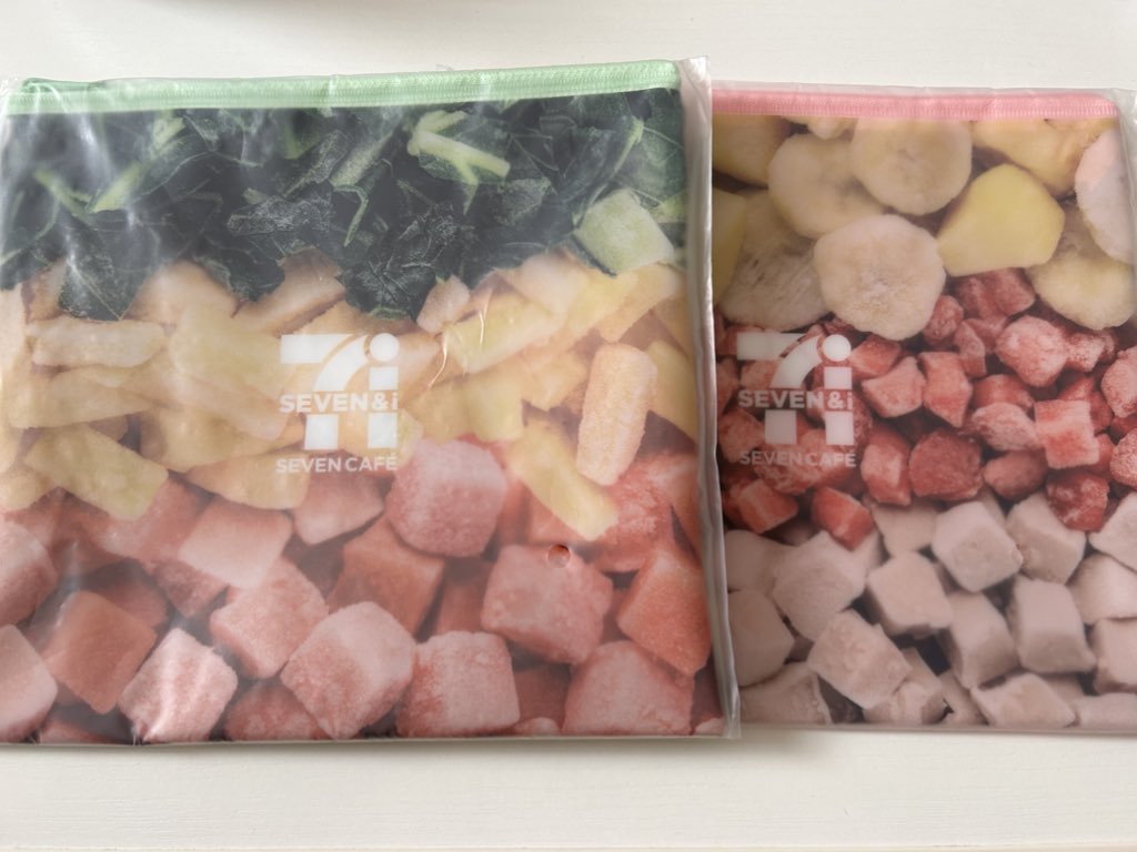 さとこ tweet media