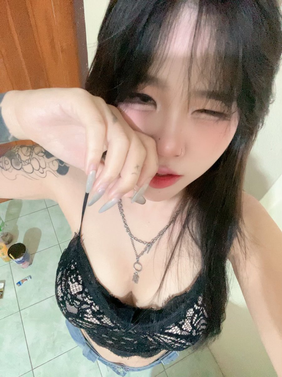 คะเน tweet media