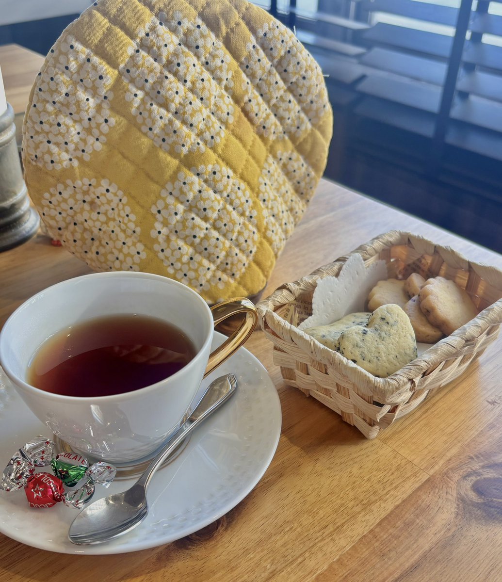 m_pastime's tweet photo. こもれびなう https://t.co/OO7UUNXPBC