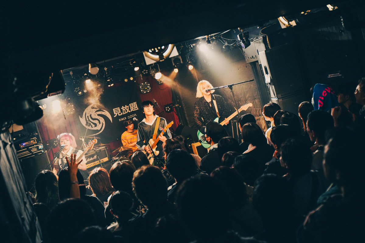 SHELTERワンマン&amp;見放題あざした。

これからのViewtradeの景色を見せられた夜だったと思います。

SPD設置&amp;タム位置はフロア横へ。
スネアにはトリガーを仕込みました。

バンドもドラムもさらに研ぎ澄ましていきます🥁