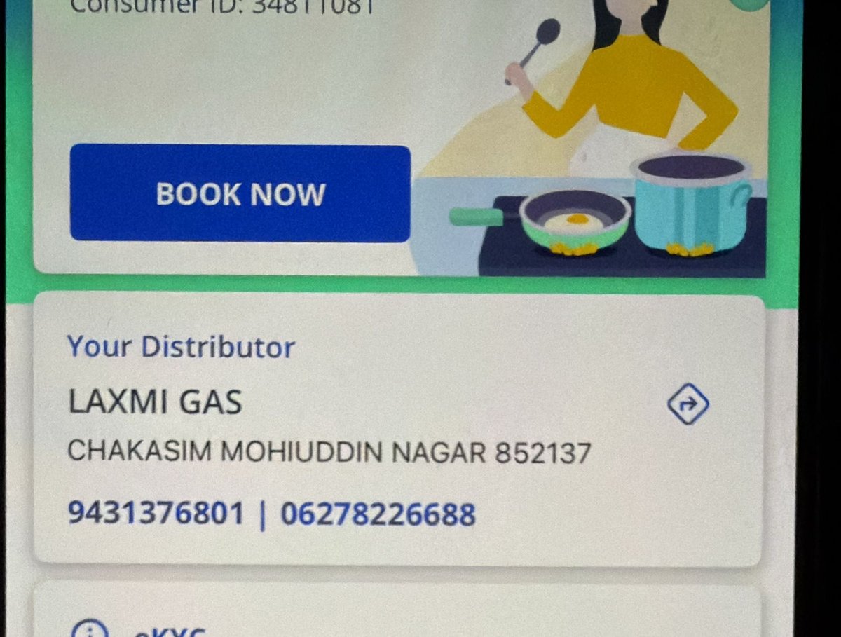 SugMafia's tweet photo. @MoPNG_eSeva 
Please see below booked on 10th &amp; dealer denying delivery. My father is a Sr citizen,live alone and now dependent on traditional chulha since last one week. Request to look into this asap. https://t.co/UZBwC3dnnY