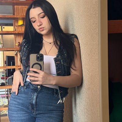 AydeeTvo's tweet photo. #NuevaFotoDePerfil https://t.co/IqBOk41toX