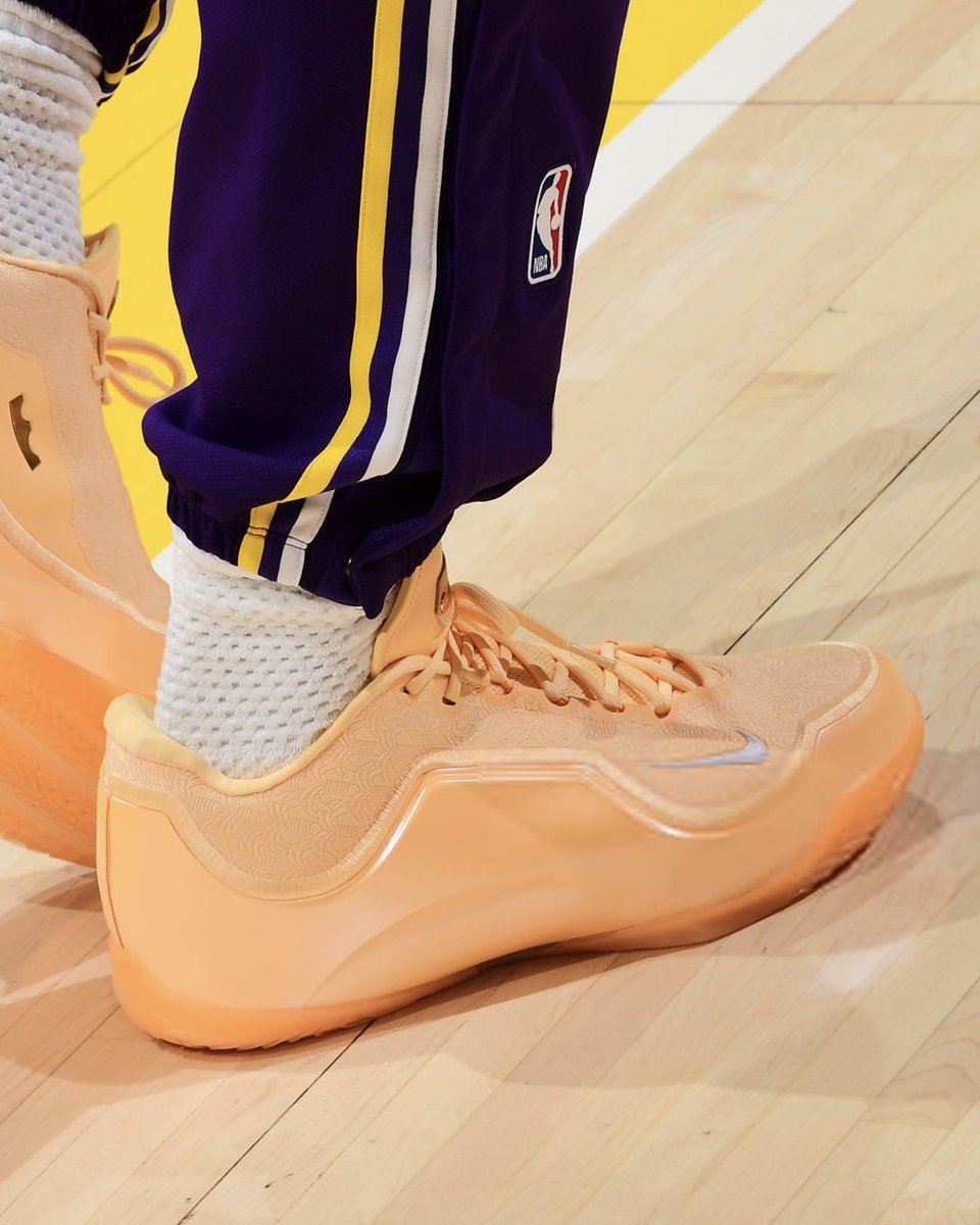 kixstats.com tweet media