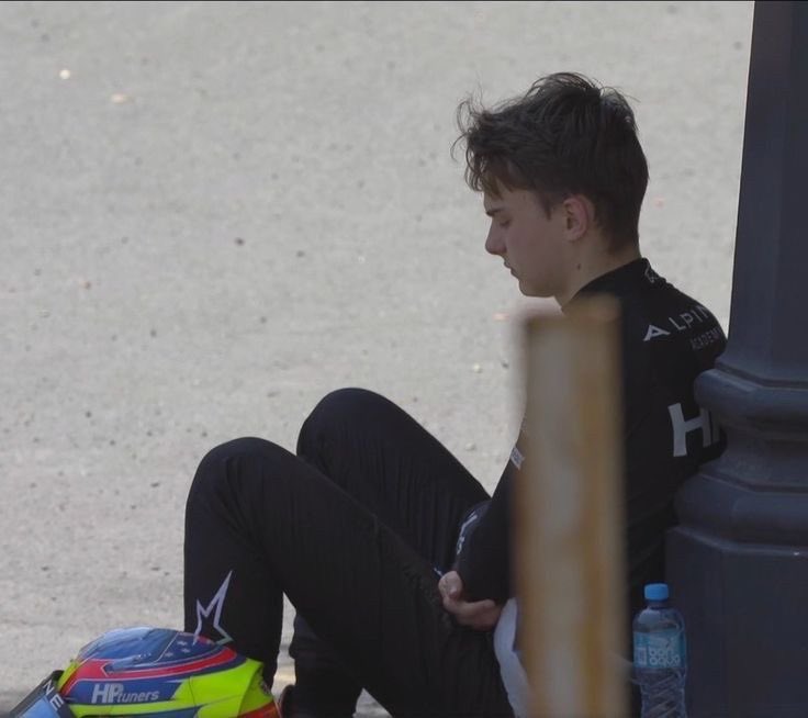 mila ⁸¹ tweet media