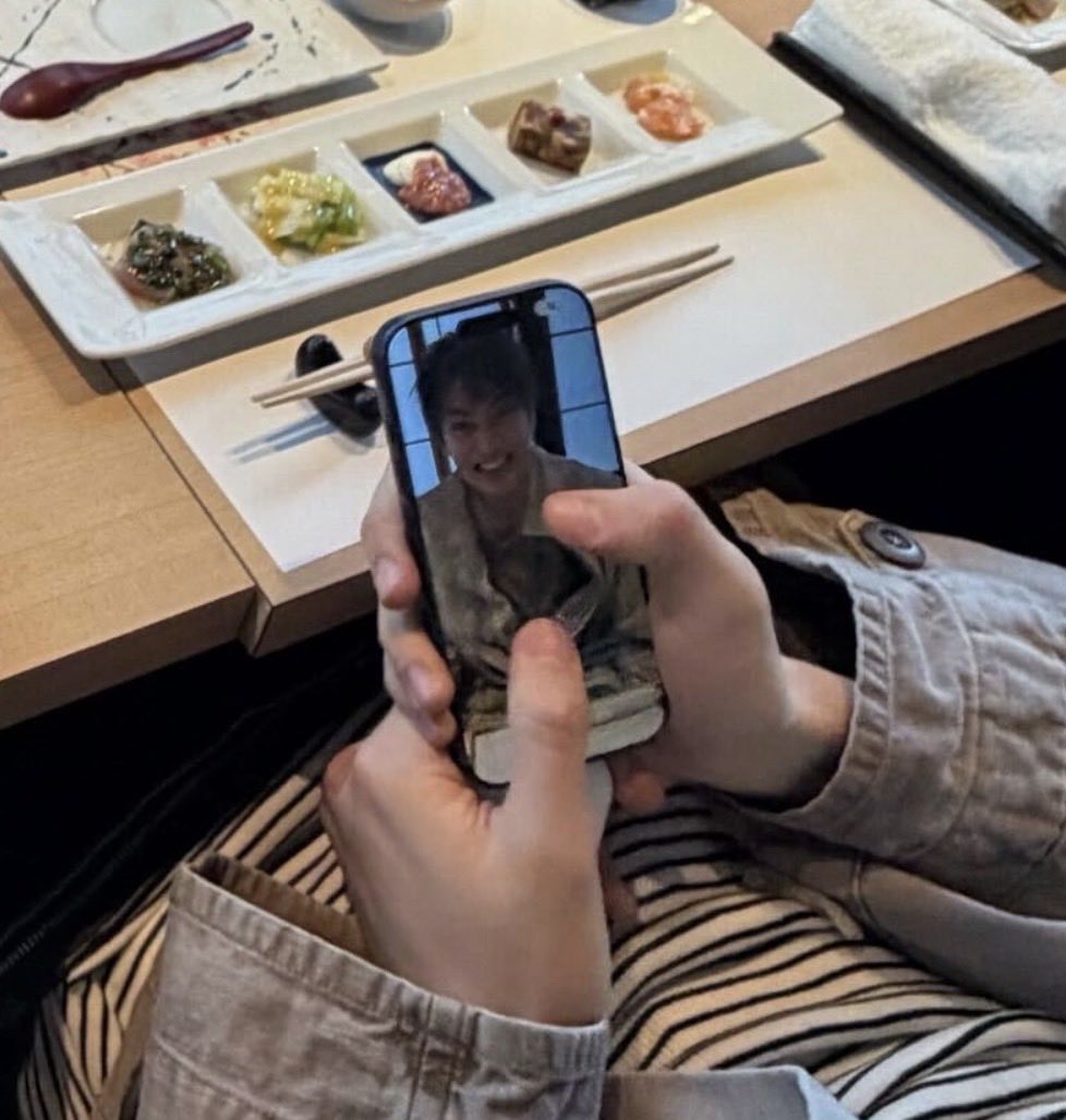 ceomr_feb's tweet photo. 데뷔 극초반까지만해도 코르티스 공식여주담당 김주훈이었는데 보면볼수록 거노노같음 https://t.co/aLkh3Jz27N