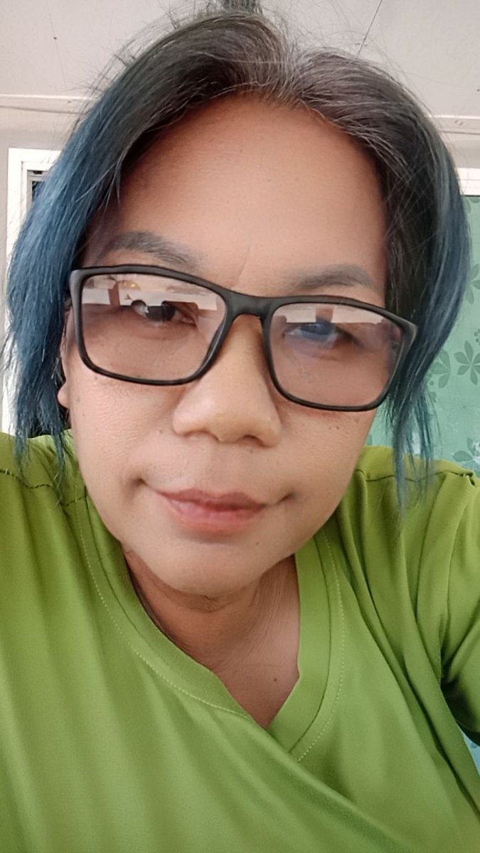 ผึ้งน้อย tweet media