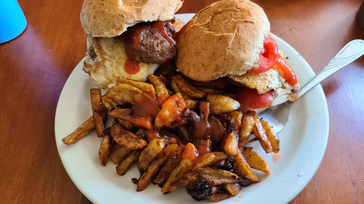 Quick home fix from random left overs from the fridge, what would you make from your leftovers?