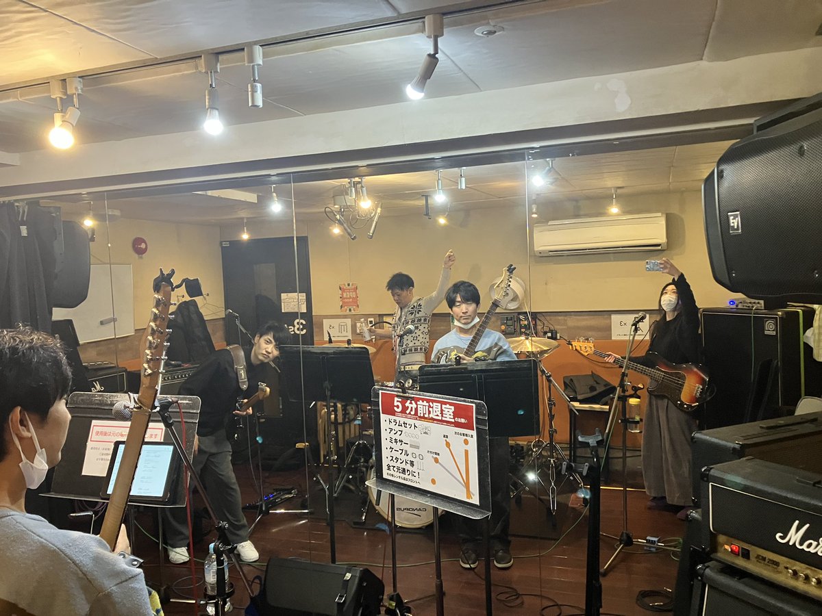rabbi_mp's tweet photo. ミクパケスタジオだった〜！今日も面白かったぜ！お疲れさまでした💪 https://t.co/96ExuOx0qC