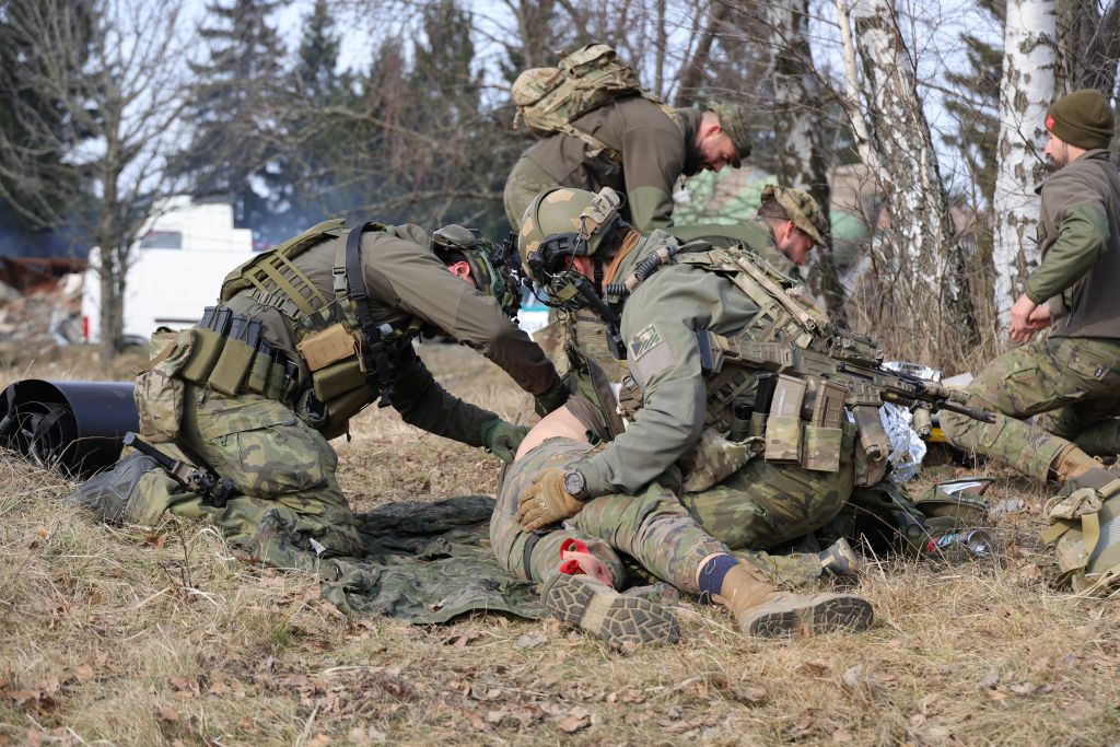 Amigos del 3º Tercio tweet media