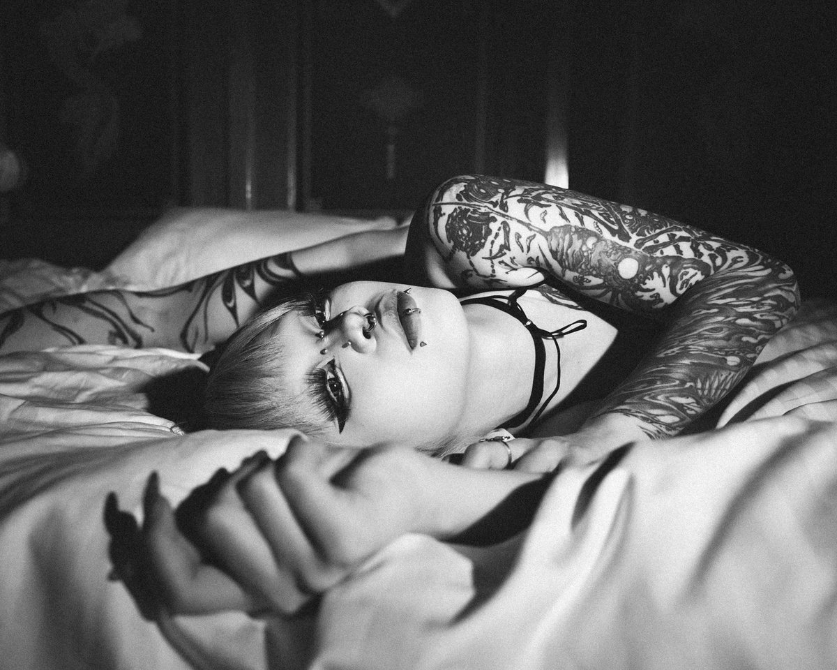 金蹴り戦士からカメラマンになる?ジョーダン tweet media