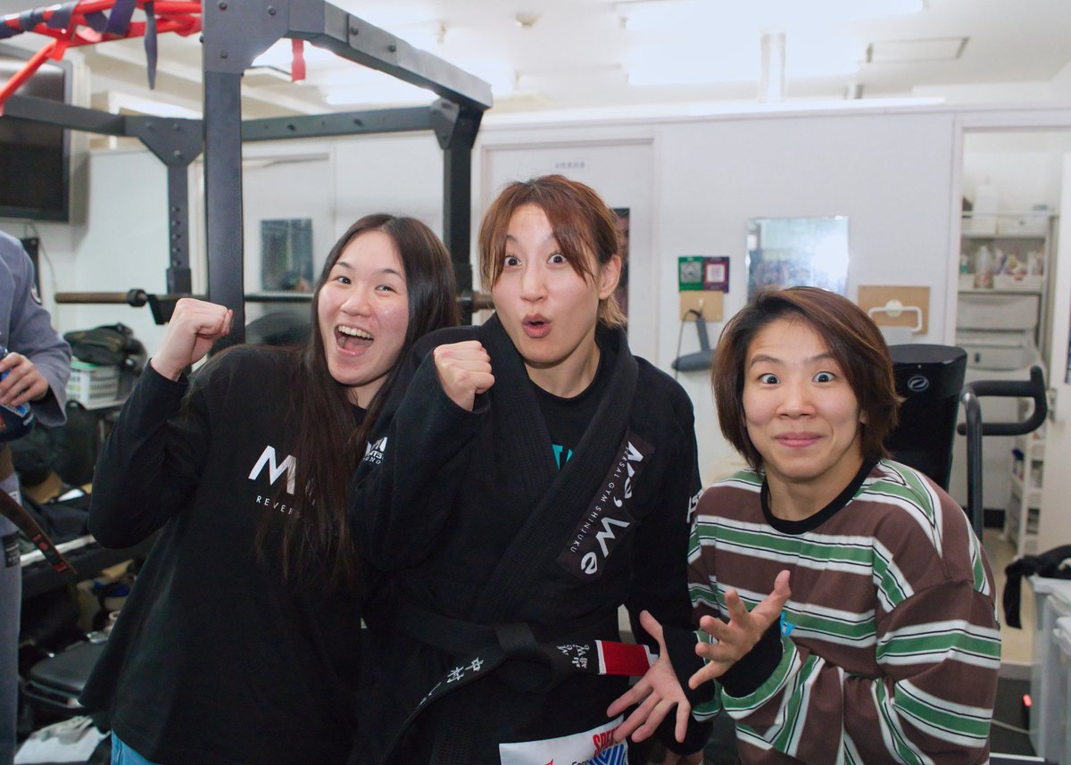 MIZUKI / 魅津希 tweet media