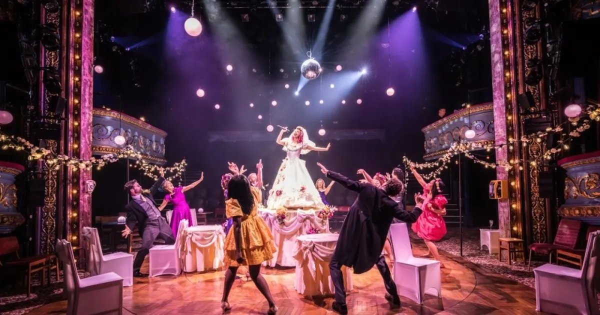 @LondonTheatre1 🦄 tweet media