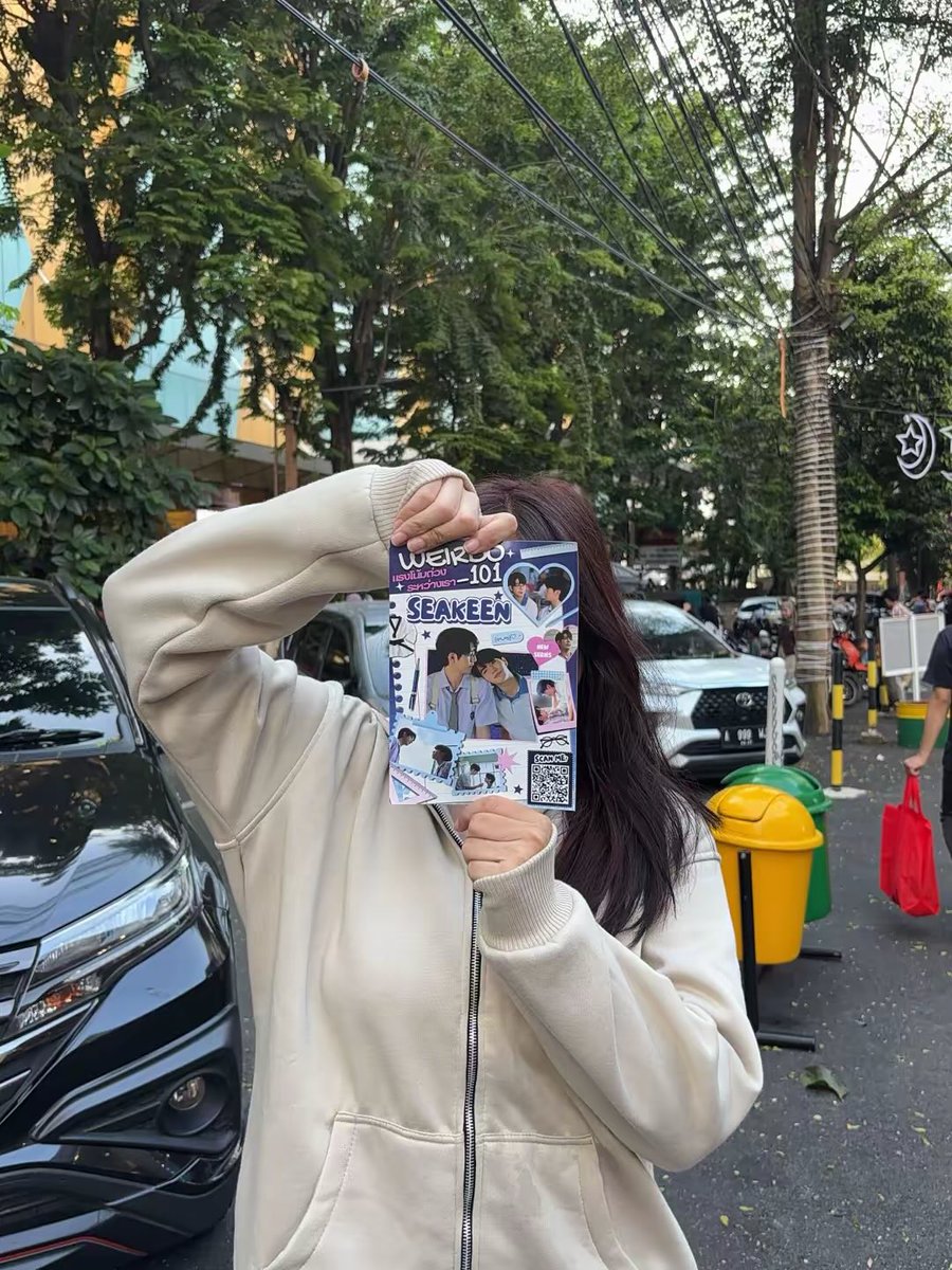 finding sushi กุ้ง🍣 tweet media