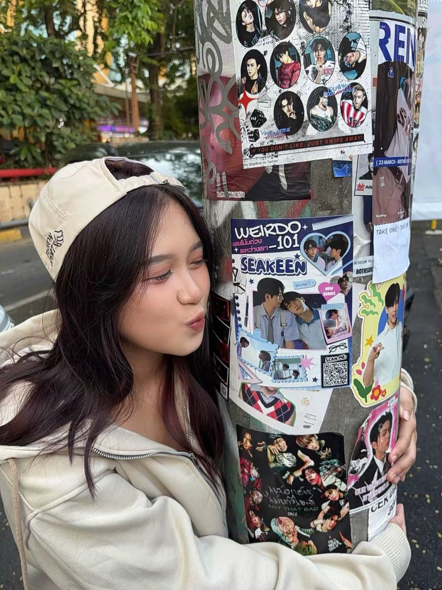 finding sushi กุ้ง🍣 tweet media