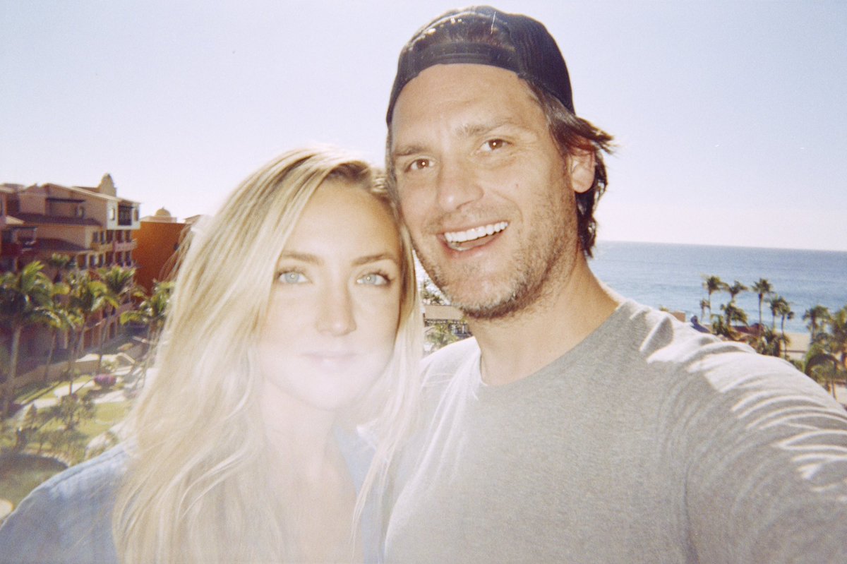 Matthew Kobach tweet media