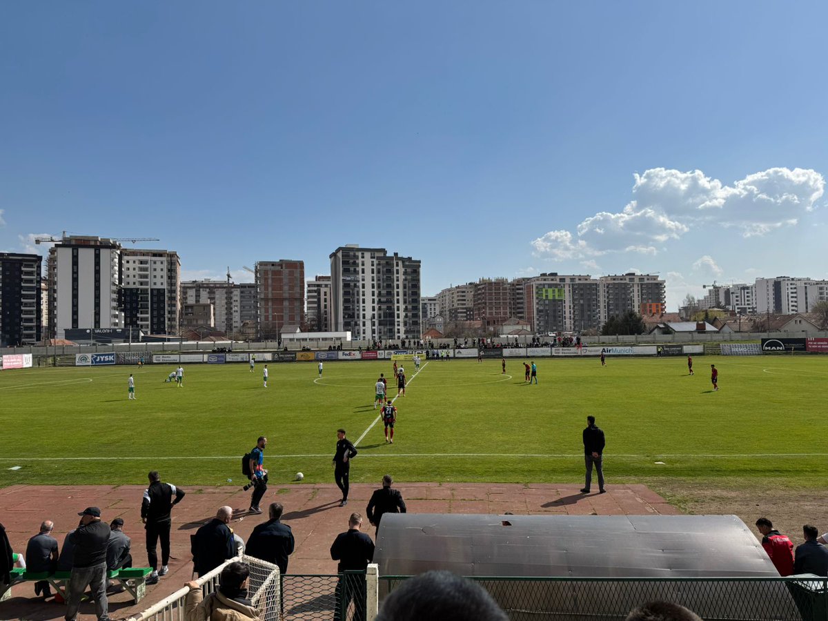 aegsportsks's tweet photo. 🇽🇰 | Kosova 1. Ligi: KF Trepça’ 89 - KF Vëllaznimi

📍 Mitrovica, Kosova
🏟️ Riza Lushta Stadyumu
📷 @gezimkumnova @aegsportsks https://t.co/nl7iFMmmv5