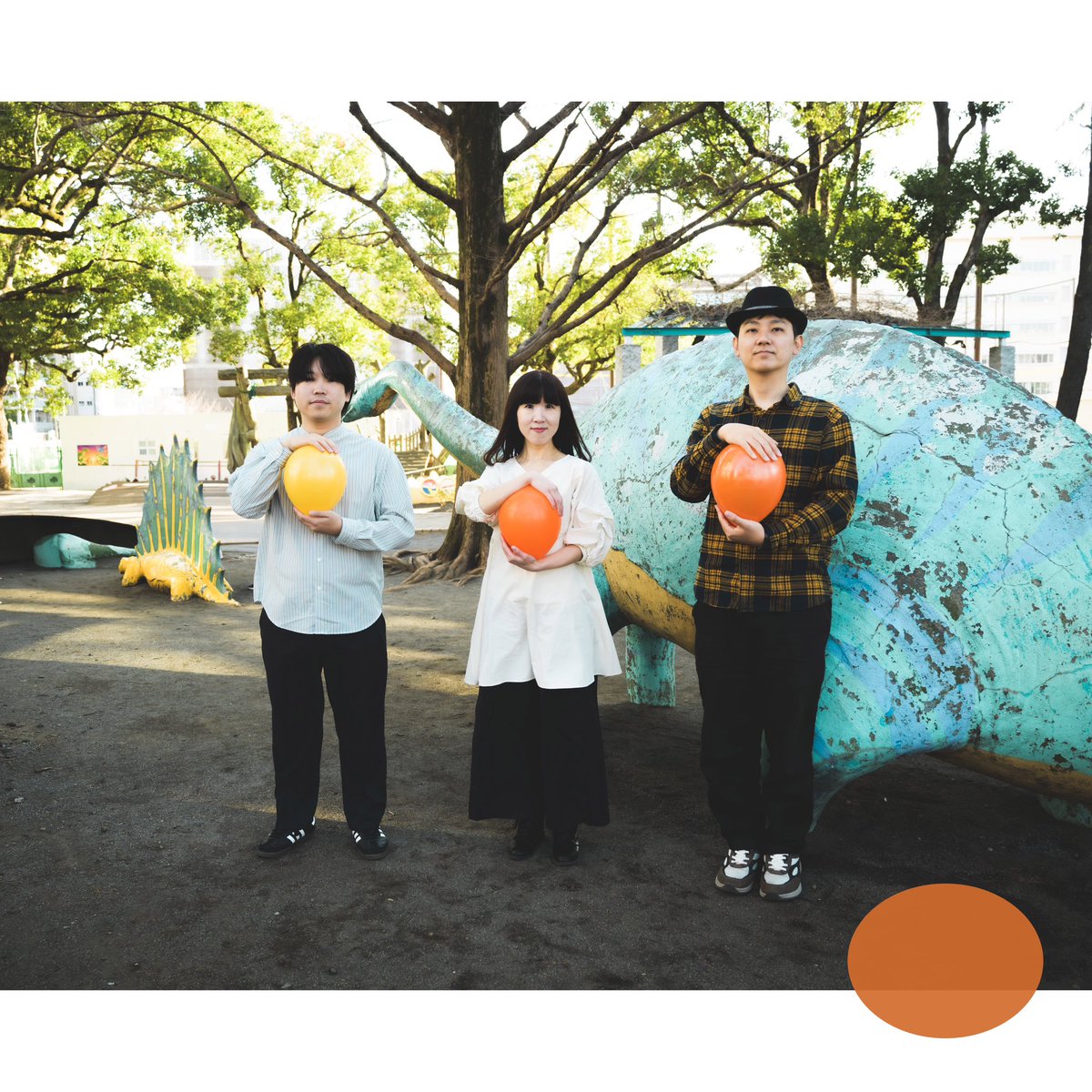 kenmei_ikimono's tweet photo. いきものがかりは色々な芸能人の方を音楽の世界に導いてくれたことにすごく共感

いきものがかりのおかげで自分は音楽映像に興味が湧いていきもの楽団@ikiorch と出会って、オリジナル茜色の約束MV作った。

ありがとうって伝えたくて
@IKIMONOofficial 
そして改めて20周年おめでとうございます https://t.co/Pf2yYLH7gf