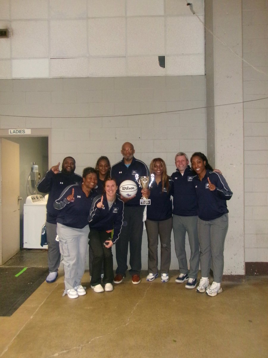 NPHSLadyHoops tweet media