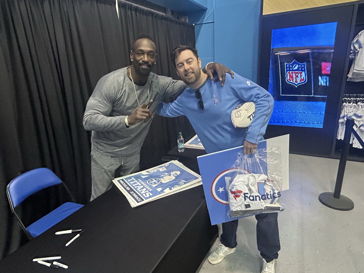 Met a legend Friday. The Freak! What an awesome surprise while shopping for the new gear! <a href="/Titans/">Tennessee Titans</a>