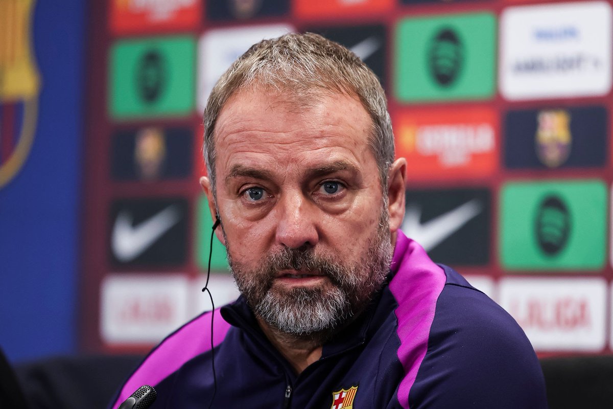 هانزي فليك يصر على ضم راشفورد بشكل دائم! أوضح هانزي فليك للمدير الرياضي ديكو أن أولوية تعزيز الجناح الأيسر هذا الصيف هي ماركوس راشفورد فقط، رغم وجود بديل محتمل في شخص بيدرو نيتو، ولا يرغب في أي لاعب آخر مهما كانت صعوبة المفاوضات مع مانشستر يونايتد 