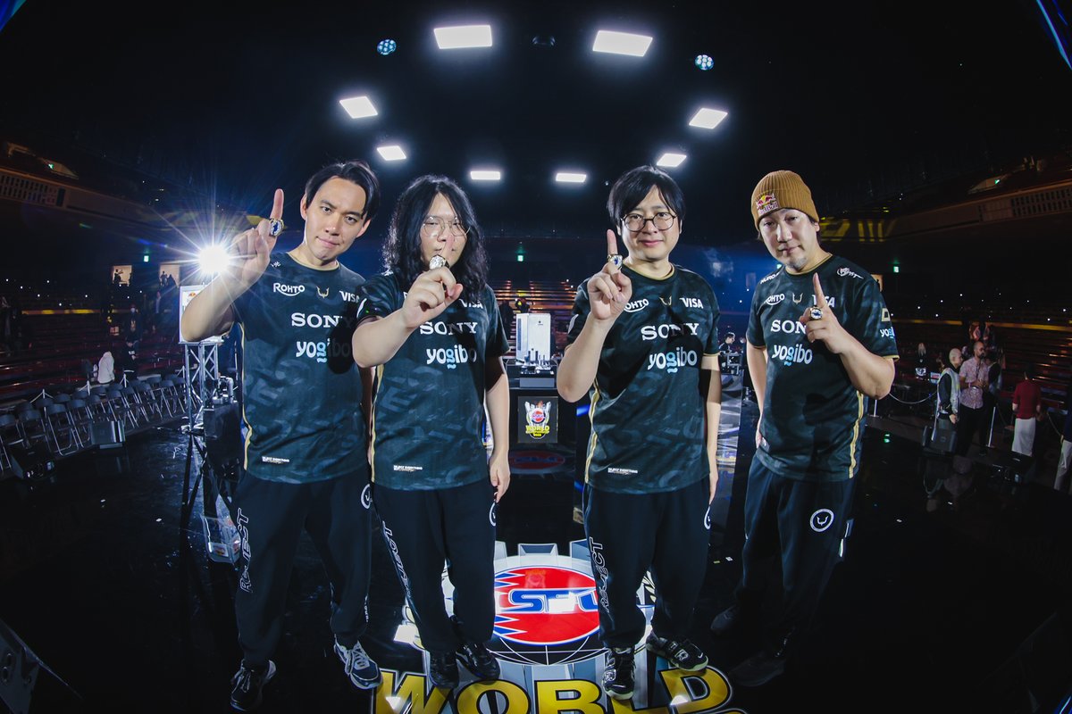 CAPCOM eSports tweet media