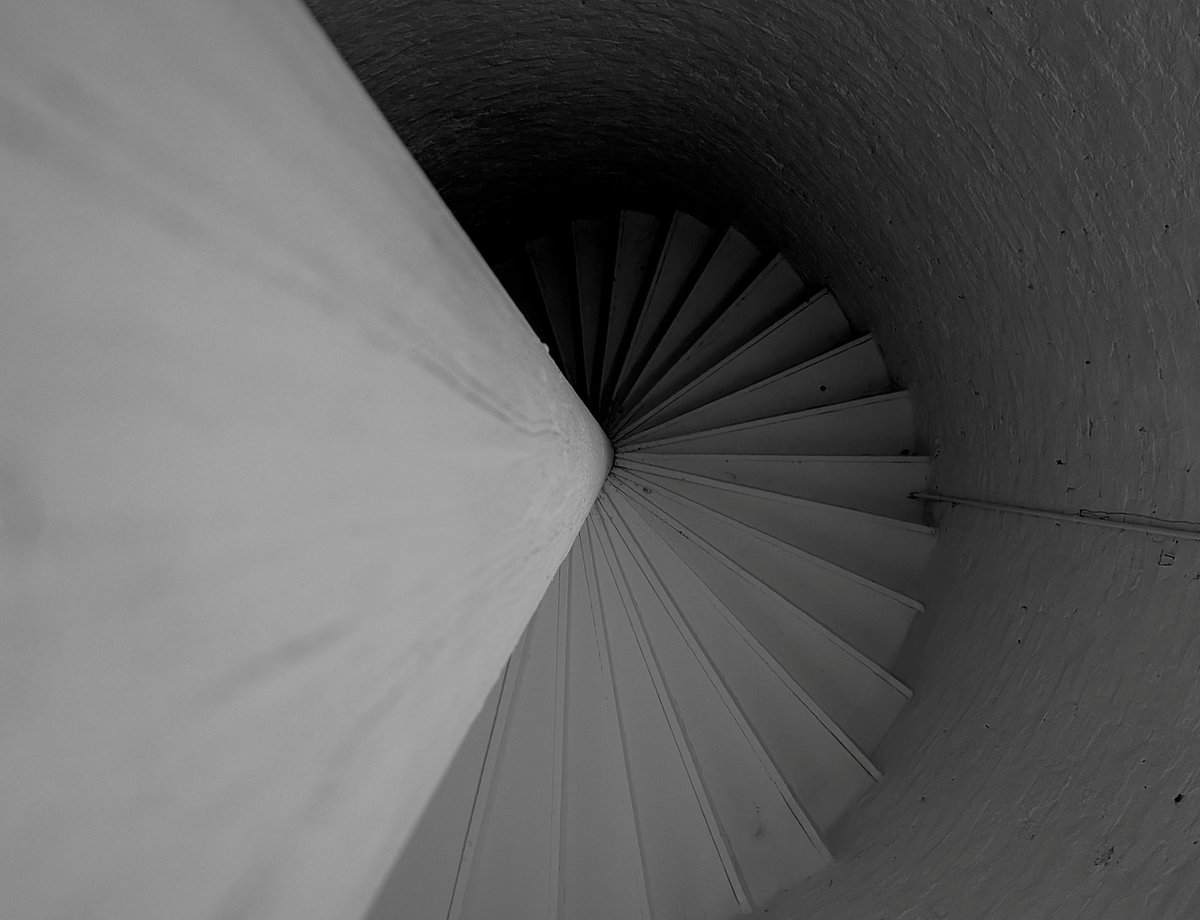 akinscreative's tweet photo. The spiral staircase leading up the St. Marks Lighthouse tower. Though the tower itself is not open to climbing by the general public, you can take a tour of the keepers' quarters Fridays through Sundays from 11 AM until 3 PM. #StMarksRefuge #lighthouse https://t.co/UHerJB3ppx